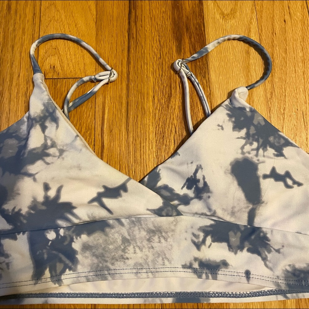 Blue Bikini - Picture 3 of 5